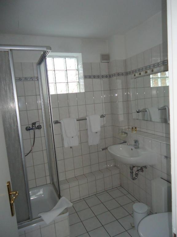 מיינץ Hotel Burg-Stuben מראה חיצוני תמונה